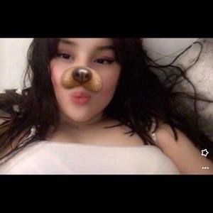 Meet your Posher, Desiree